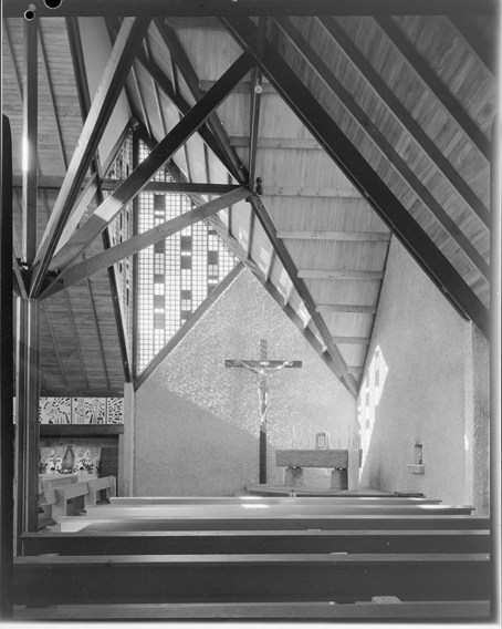 [Fig. 7] Interior of Chapel of Futuna, Wellington, 1961
