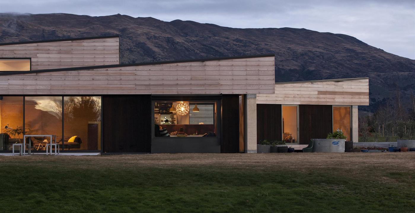 Rammed Earth House Assembly Architects 2000X2000