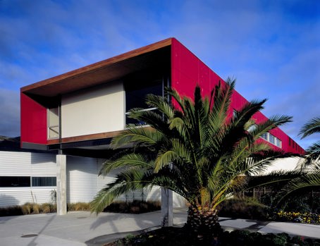 Pātaka Art + Museum (1998)