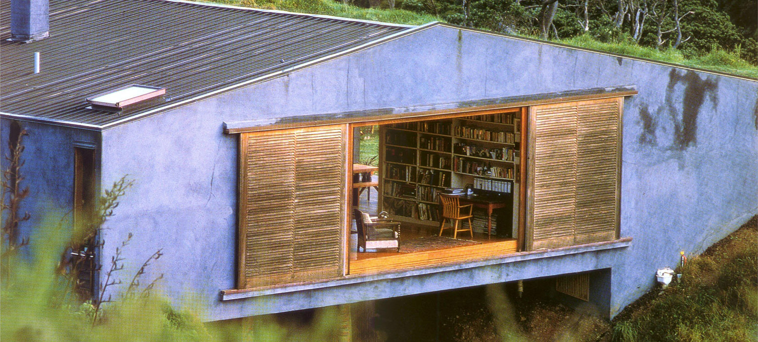 Karekare [Horrocks] House Auckland (1986). Photograph: Tim Rainger.