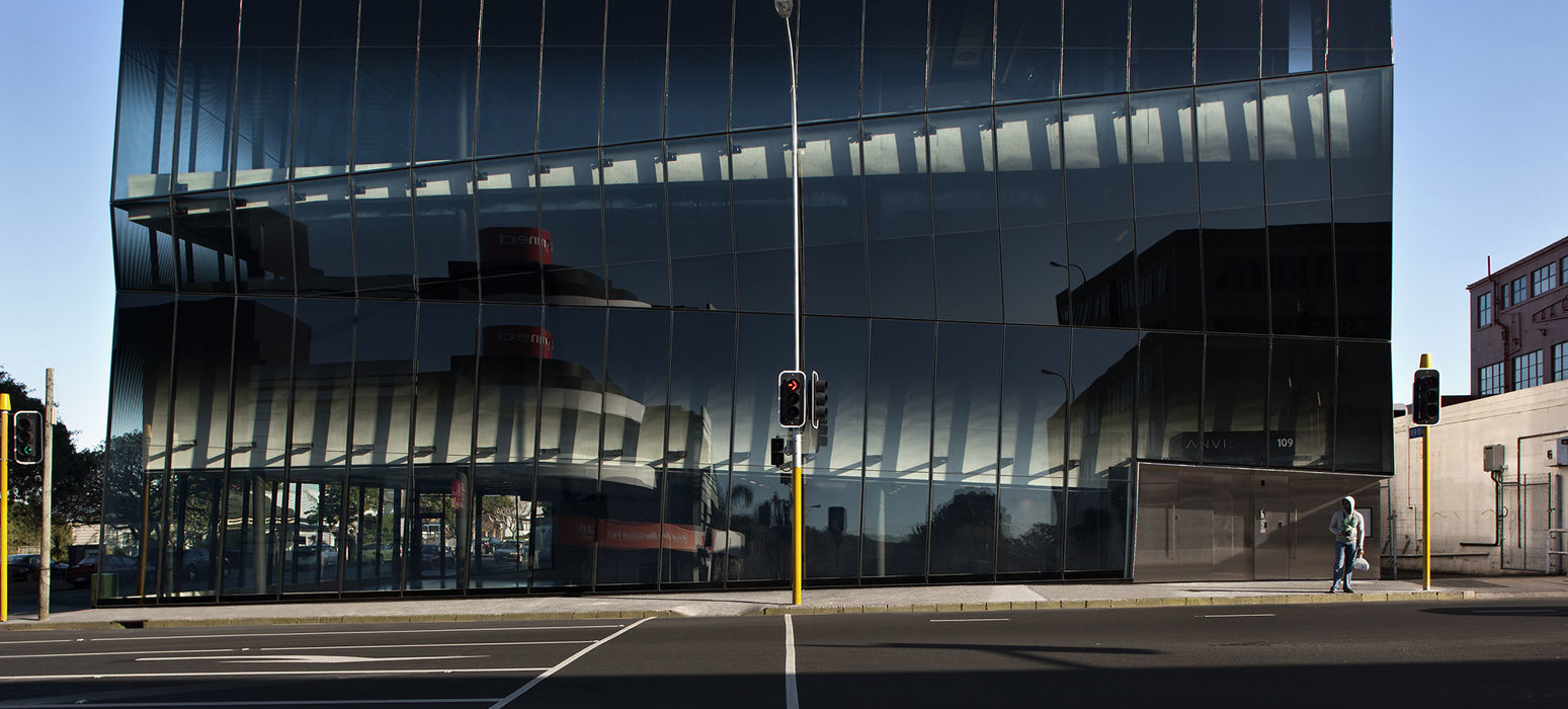 Anvil Building, Dominion Road, Auckland (2010). Photo: Simon Devitt