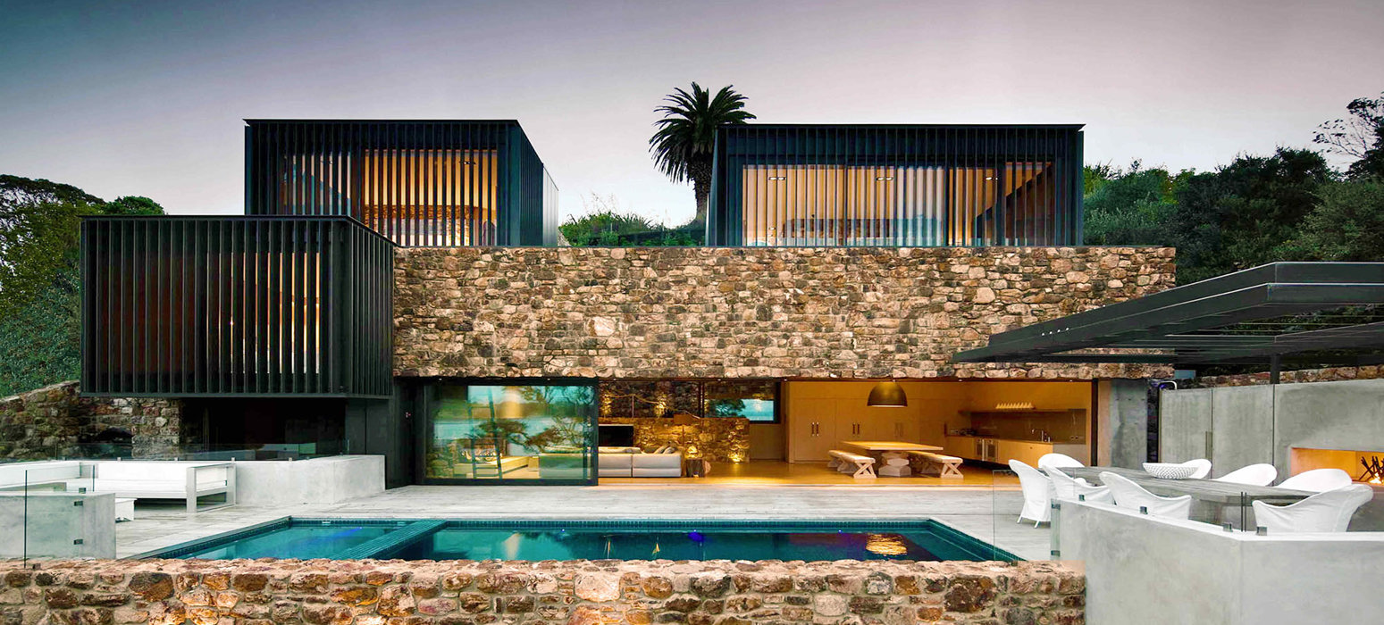 Local Rock House, Waiheke Island (2010). Photo: Simon Devitt