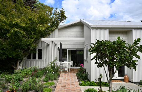 Kuratawhiti Street Dwelling